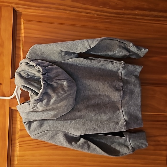 New gray zip up hoodie - Picture 5 of 7